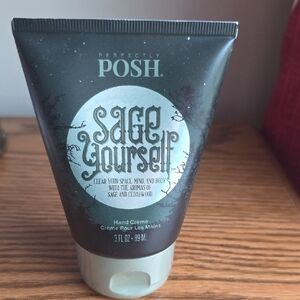 Perfectly Posh Sage Yourself Hand Creme - Dark Green